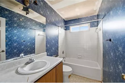 1044 Autumn Crest Court, Stone Mountain, GA 30083 - Photo 13