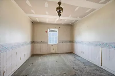 1044 Autumn Crest Court, Stone Mountain, GA 30083 - Photo 17