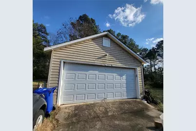 592 Allgood Road, Stone Mountain, GA 30083 - Photo 9