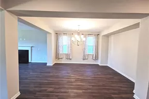 4376 Waxwing St, Hoschton, GA 30548 - Photo 9