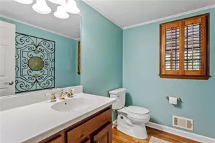 1820 Branch Valley Dr, Roswell, GA 30076 - Photo 23