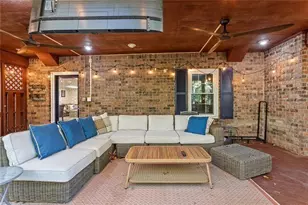 1820 Branch Valley Dr, Roswell, GA 30076 - Photo 47