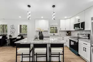 4071 Rainbow Dr, Decatur, GA 30034 - Photo 9