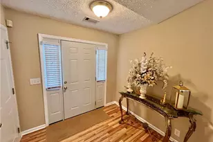 19 Meadow Crest Ct, Powder Springs, GA 30127 - Photo 3