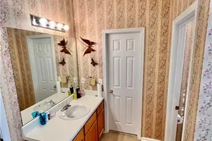 19 Meadow Crest Ct, Powder Springs, GA 30127 - Photo 13