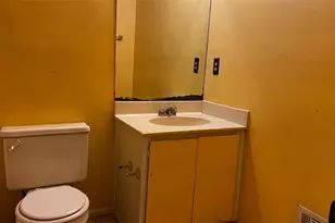 3291 Wintercreeper Dr, Lithonia, GA 30038 - Photo 9