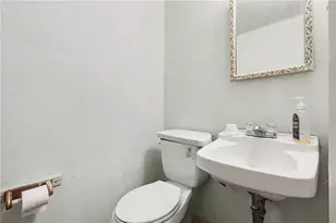 120 Camelot Dr, Atlanta, GA 30349 - Photo 9