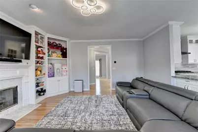 2105 Laurel Lake Drive, Suwanee, GA 30024 - Photo 19