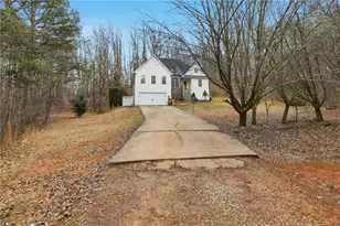 158 Ridge Ln, Lula, GA 30554 - Photo 3