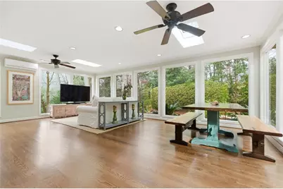 4174 McClatchey Circle NE, Atlanta, GA 30342 - Photo 3