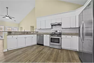 675 Manor Glen Drive, Suwanee, GA 30024 - Photo 13