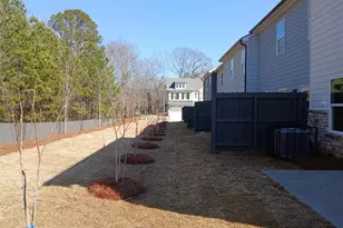 653 Gunnin Wy, McDonough, GA 30253 - Photo 3