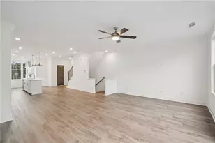 633 Silva St, Cumming, GA 30040 - Photo 7