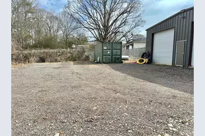 205 Avenue C, Carrollton, GA 30117 - Photo 3