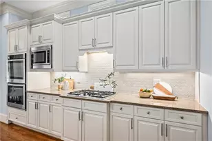 932 Manor Parc Dr, Decatur, GA 30033 - Photo 9