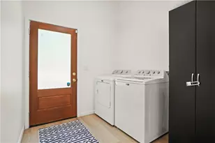 705 S Grand Ave NW, Atlanta, GA 30318 - Photo 15