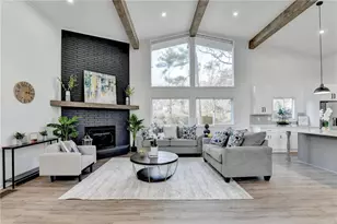 277 Hillside Dr, Winder, GA 30680 - Photo 11