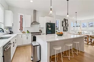 1229 Chelsea Cir NW, Atlanta, GA 30318 - Photo 3