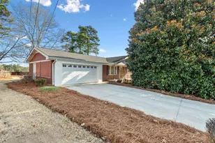 3698 Rogers Dr, Douglasville, GA 30134 - Photo 3