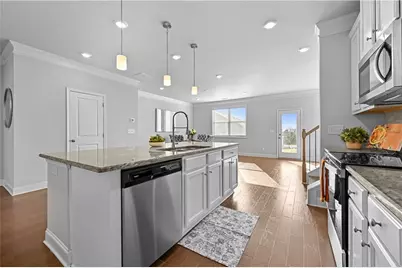 3229 Weyhill Way, Buford, GA 30519 - Photo 11