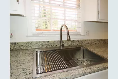 3060 Norton Court SE, Smyrna, GA 30082 - Photo 9