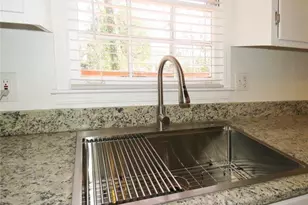 3060 Norton Ct SE, Smyrna, GA 30082 - Photo 9