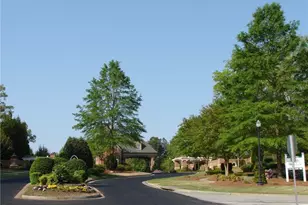 4847 Basingstoke Dr W, Suwanee, GA 30024 - Photo 57