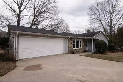 131 Martin Luther King Jr Drive, Jefferson, GA 30549 - Photo 3