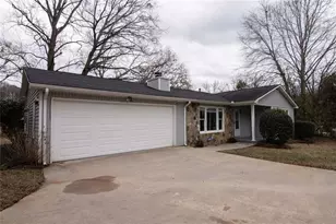 131 Martin Luther King Jr Dr, Jefferson, GA 30549 - Photo 3