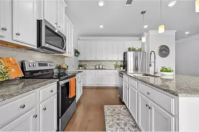 3229 Weyhill Way, Buford, GA 30519 - Photo 9