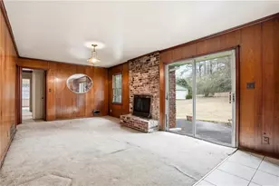 2935 Heather Dr, East Point, GA 30344 - Photo 7