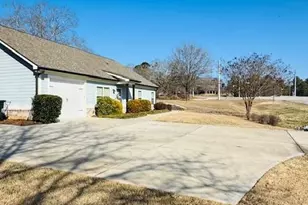 1460 Mineral Springs Rd, Hoschton, GA 30548 - Photo 3