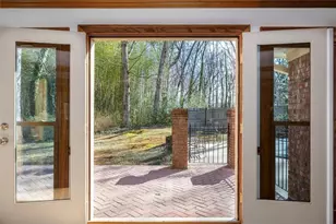 6088 Millstone Run, Smoke Rise, GA 30087 - Photo 13