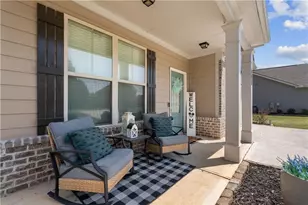 405 Crowley Dr, Calhoun, GA 30701 - Photo 3