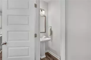 405 Crowley Dr, Calhoun, GA 30701 - Photo 11