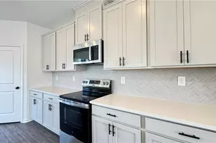 2845 Rosehall Way, Lawrenceville, GA 30044 - Photo 21