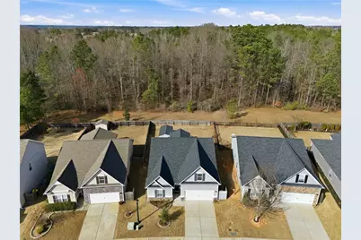 88 Thomaston Street, Newnan, GA 30263 - Photo 1