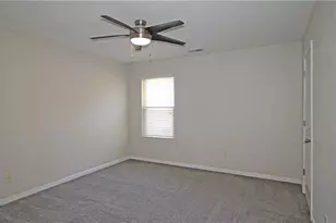 315 Lakeside Ln, Woodstock, GA 30188 - Photo 17