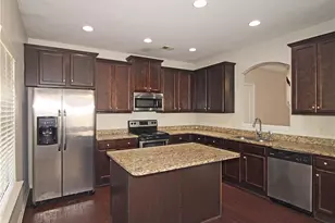 315 Lakeside Ln, Woodstock, GA 30188 - Photo 7