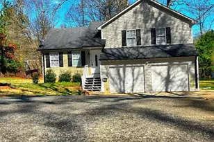 124 Betty Ln, Carrollton, GA 30116 - Photo 1