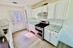 328 Roosevelt Cir NE, Marietta, GA 30060 - Photo 13