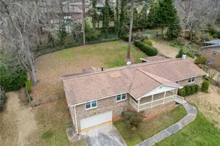 93 Vanessa Dr SE, Smyrna, GA 30082 - Photo 3