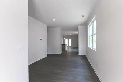 5698 Cricket Melody Lane, Flowery Branch, GA 30542 - Photo 3