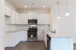 5698 Cricket Melody Ln, Flowery Branch, GA 30542 - Photo 5