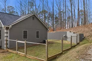 412 Oak Hills Dr, Dallas, GA 30132 - Photo 5