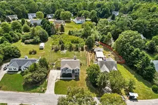 4747 Melbourne Trail, Flowery Branch, GA 30542 - Photo 3