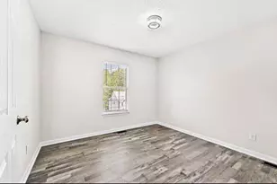 4747 Melbourne Trail, Flowery Branch, GA 30542 - Photo 19