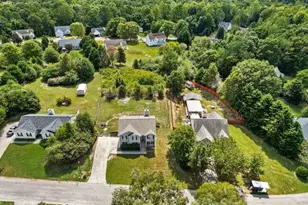 4747 Melbourne Trail, Flowery Branch, GA 30542 - Photo 3