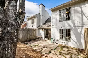 1421 N Druid Hills Rd NE, Atlanta, GA 30319 - Photo 35