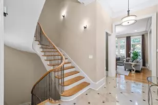 2640 Peachtree Rd NW, Atlanta, GA 30305 - Photo 3